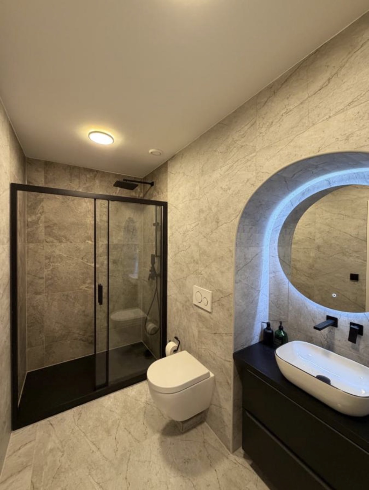 Junior Suite: Badezimmer